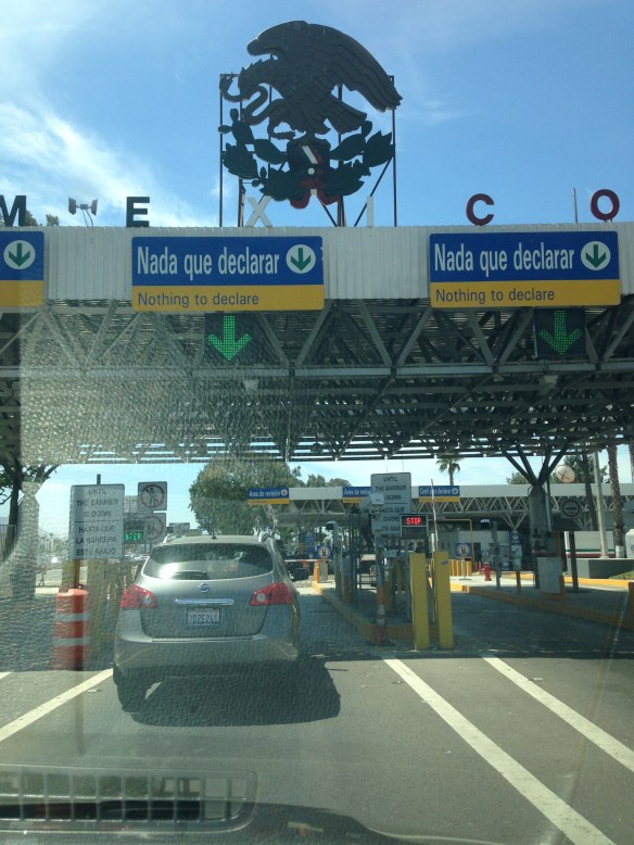 Para entrar a México por tierra no te piden ni el pasaporte.  Foto: María A. Mejía